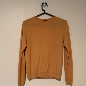 Uniqlo - pale yellow cashmere sweater